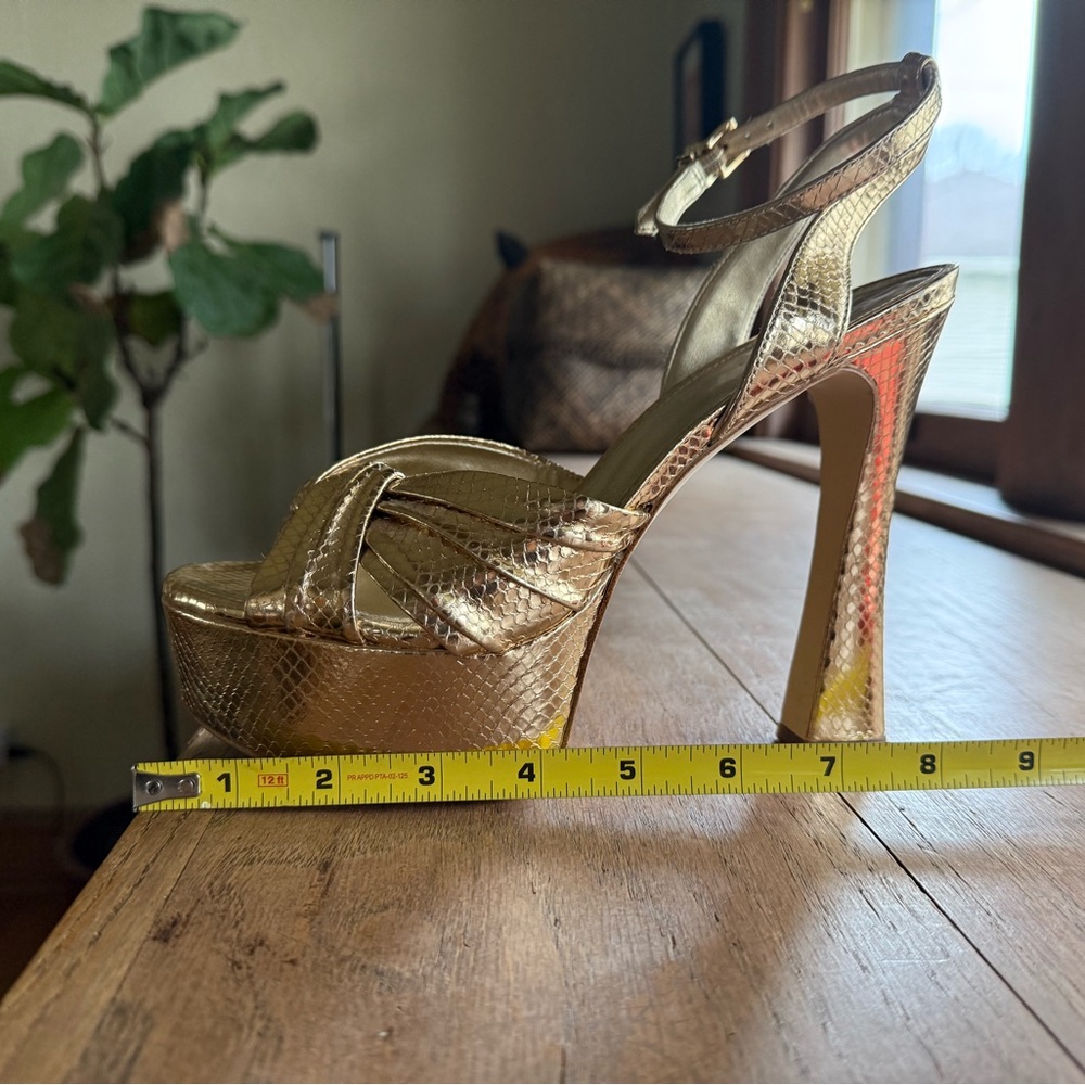 Michael Kors Size 7 1/2. Gold Platform High Heel Sandals with Ankle Strap - Picture 8 of 8